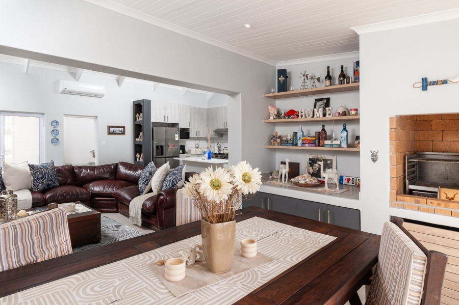 3 Bedroom Property for Sale in Laaiplek Western Cape